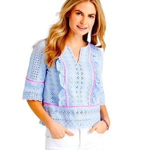 EUC Vineyard Vines Eyelet Pop Trim Top; 100% cotton, no stretch. 3/4 sleeves.
